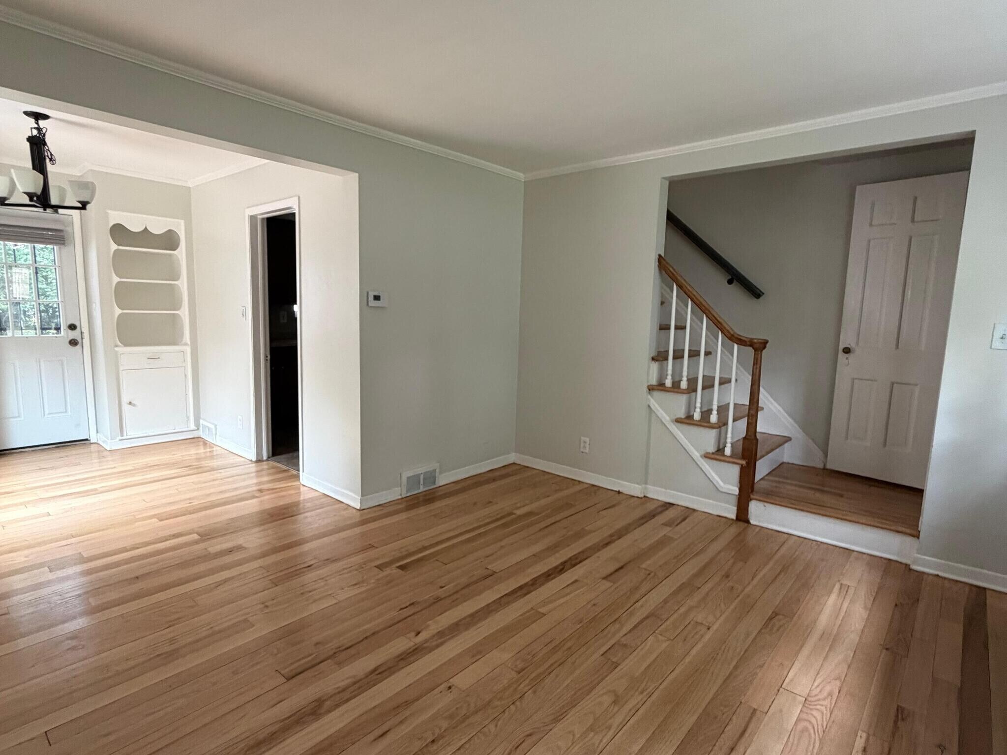 Building Photo - 3770 Brewster St
