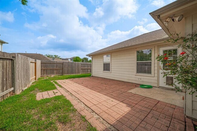 Building Photo - 20218 Sandwith Dr