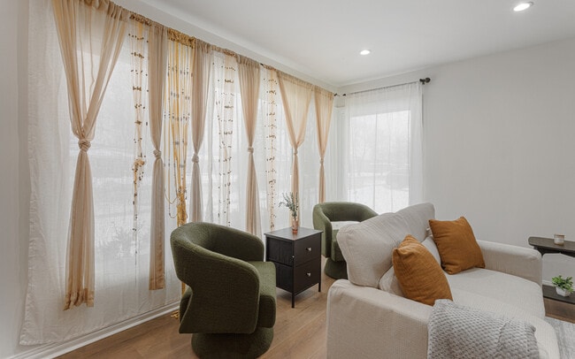 Building Photo - 7618 Beckwith Rd