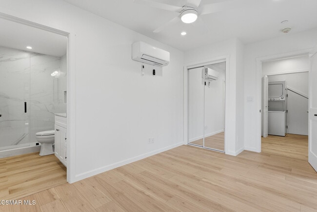 Building Photo - 265 McKnight Rd