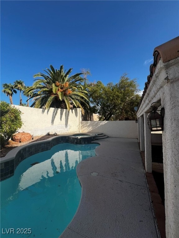 Building Photo - 289 Vallarte Dr
