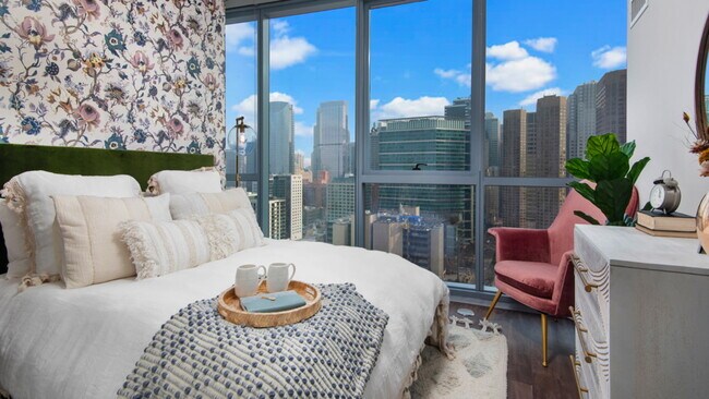 Building Photo - 902 W Madison St