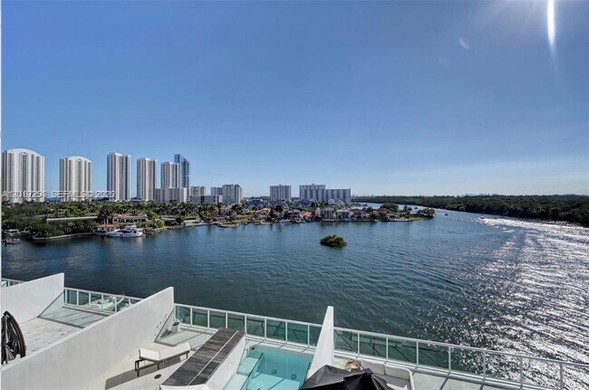 Building Photo - 400 Sunny Isles Blvd