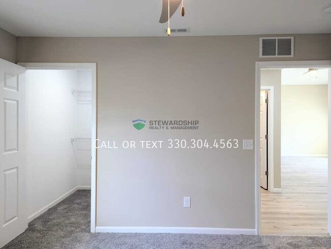 Building Photo - 2038 E Smithville Western Rd
