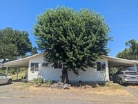 Building Photo - Brown Kamiah A/B (BKA/BKB)