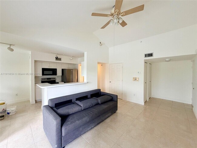 Building Photo - 2600 S University Dr