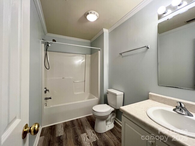 Building Photo - 7014 Elm Hill Ct