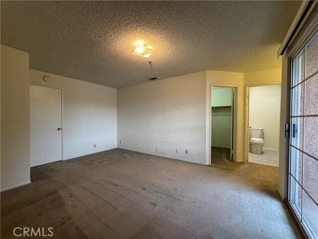 Building Photo - 223 N Olive Ave