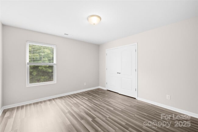 Building Photo - 9615 Weikert Rd