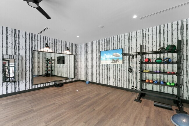 Building Photo - 11830 Buckfield Cir