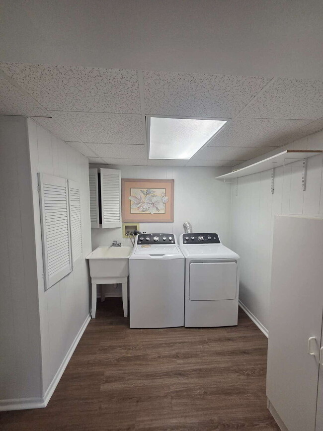 Building Photo - "Spacious 4 BR Home with Finished Basement in Walkersville!"