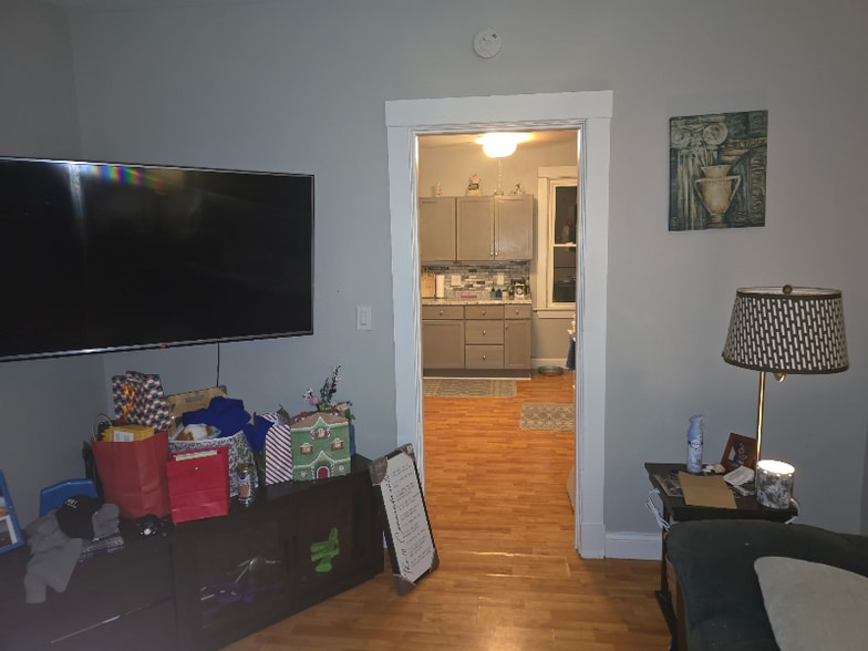 Building Photo - 329 Byrd St