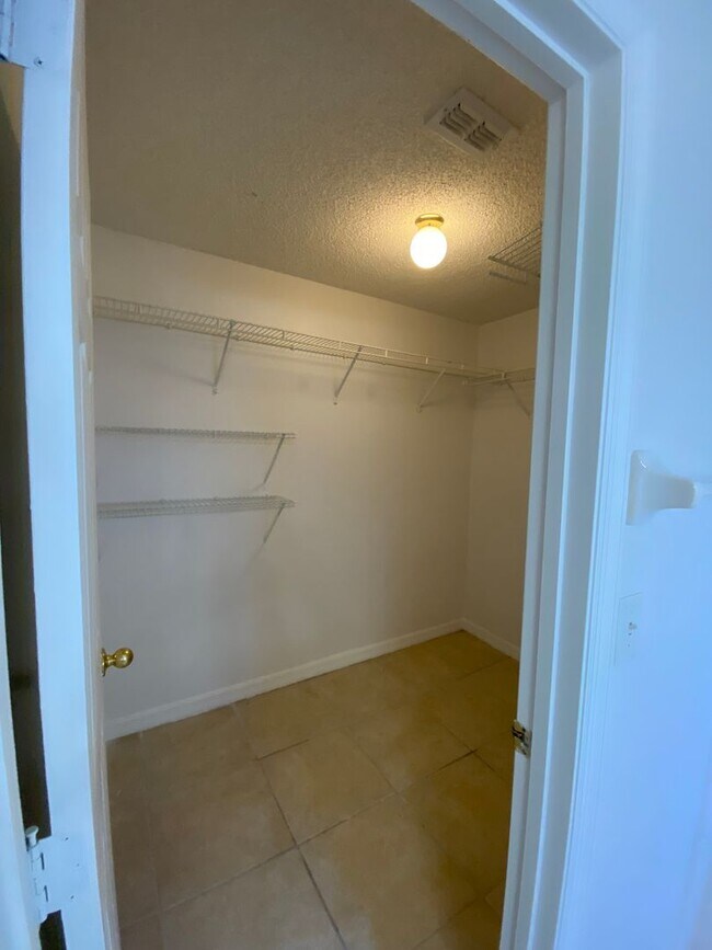 Building Photo - 15327 Lafite Ln
