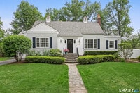 Building Photo - 44 Davenport Dr