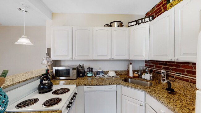 Building Photo - 91 Prince St