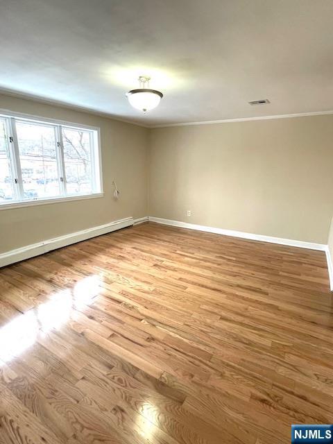 Building Photo - 465 Main 2