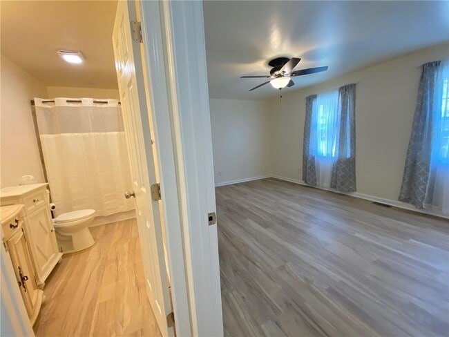 Building Photo - 2264 Salt Springs Pl