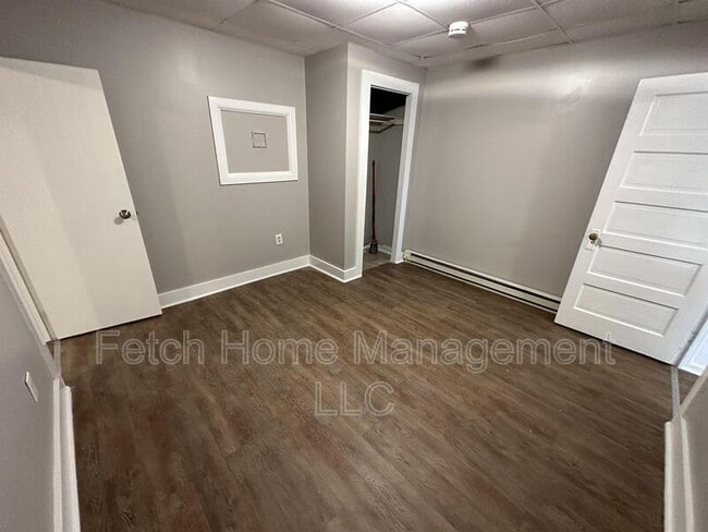 Building Photo - 6 Reese Ave