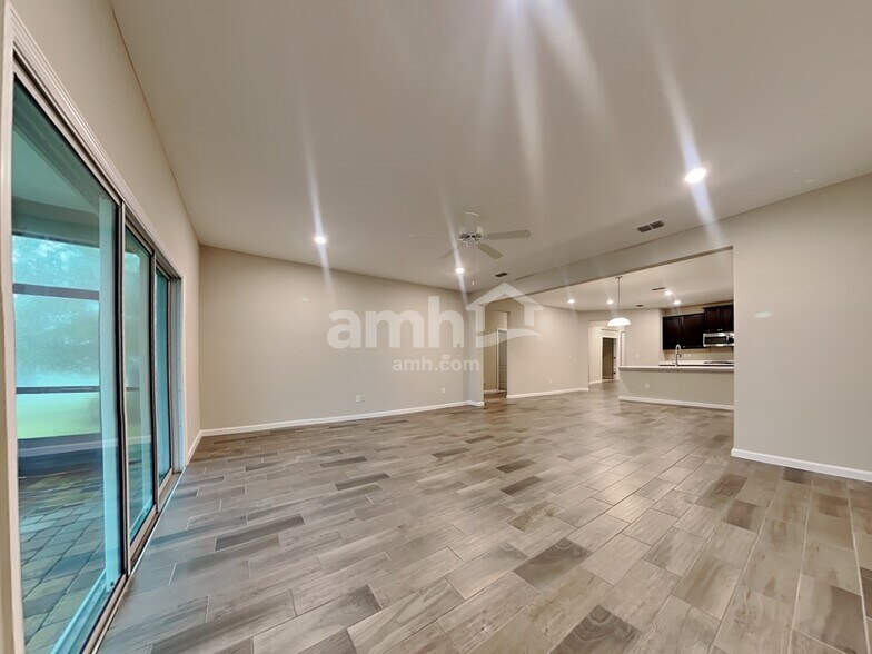 Building Photo - 120 Trumpco Dr