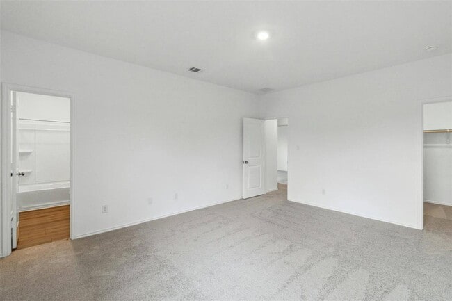 Building Photo - 411 Black Buffalo Rd