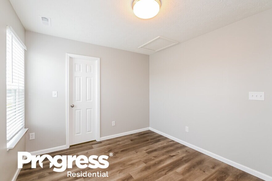 Building Photo - 7645 Boleru Dr