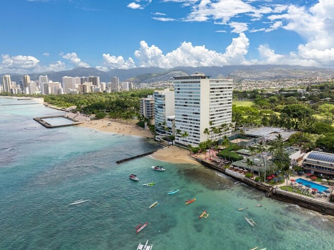 Building Photo - Colony Surf Luxe: Oceanfront 1BR w/ Diamon...
