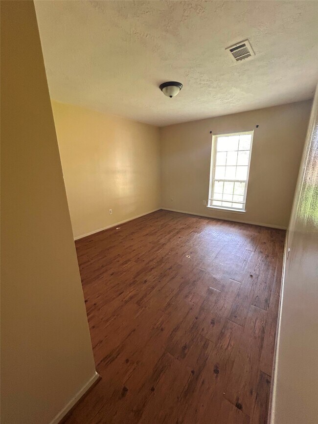 Building Photo - 12755 Brookglade Cir