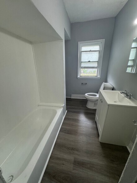 Building Photo - 3690 Sudbury Rd