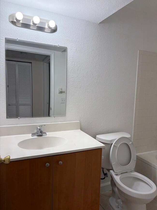 Building Photo - 1825 Palm Cove Blvd