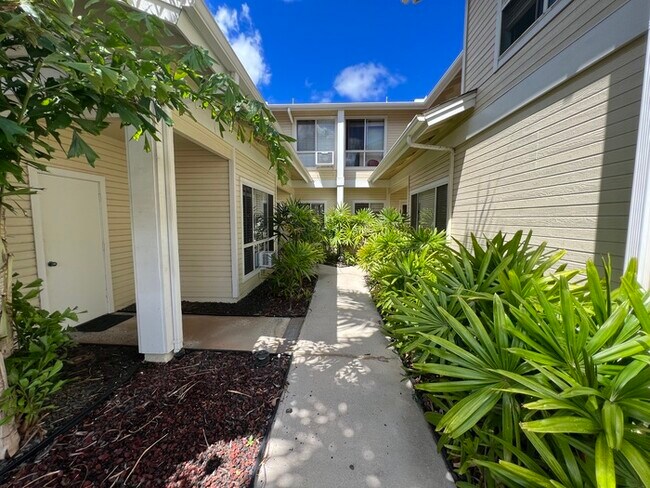 Building Photo - Spacious 3-Bedroom, 3-Bath Home in The Arbors