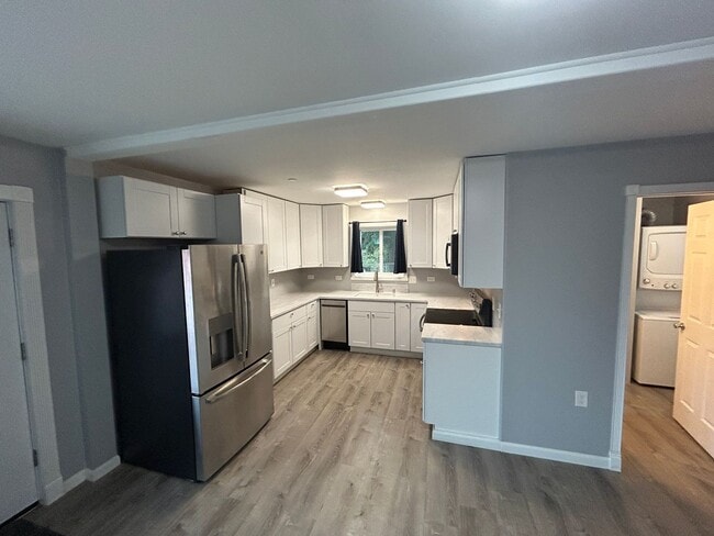 Building Photo - 2B/1 BA House in Lakeland North neighborhood of Auburn, $2,100/mo.