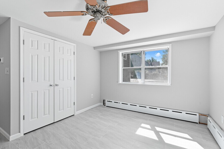 Bonus Studio - 115 Billian St