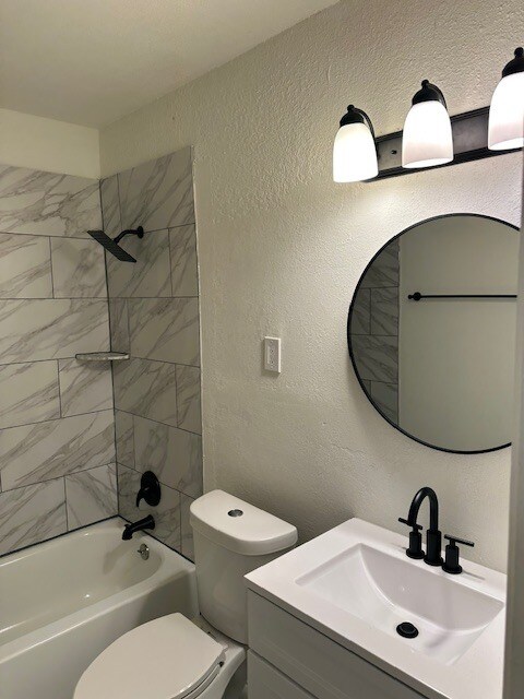 Building Photo - 314 E Ercoupe Dr