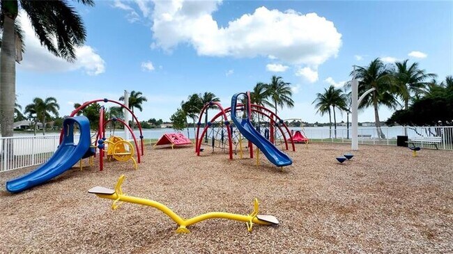 Building Photo - 18713 SW 26th St