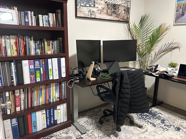 Building Photo - 5208 Cardinal Ct