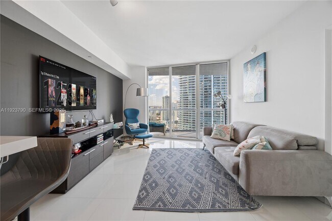 Building Photo - 465 Brickell Ave