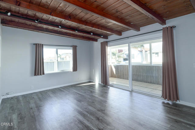 Building Photo - 288 Cahuenga Dr