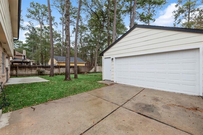 Building Photo - 35 Berryfrost Ln