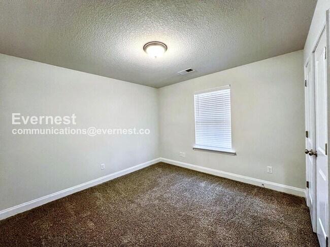 Building Photo - 5909 Kuykendall Dr