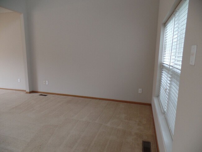 Building Photo - Walker Park 4391