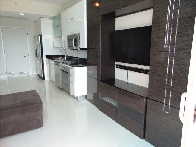 Building Photo - 60 SW 13th St