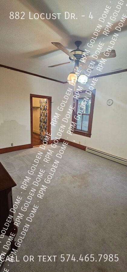 Building Photo - 882 Locust Dr