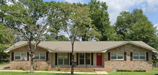 Primary Photo - 2802 Evans Dr