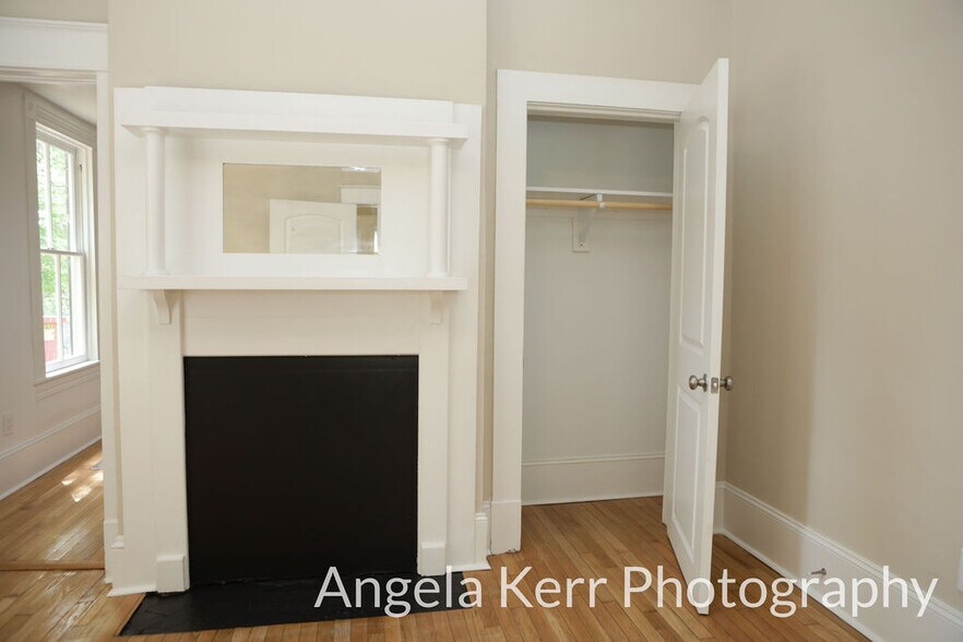 Building Photo - 630 Joyner St