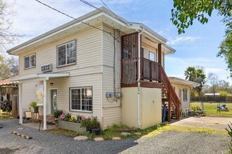 Building Photo - 504 W Marlette St