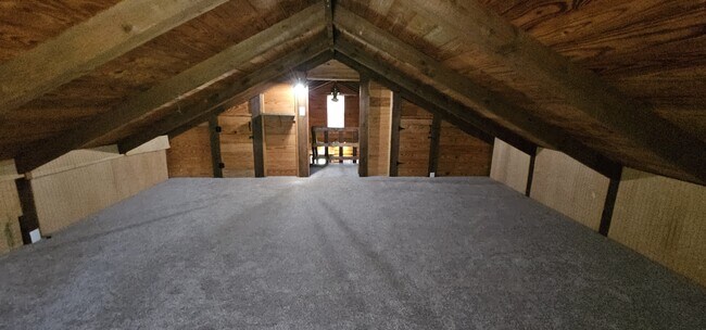 Building Photo - 7307 Rhodes Ln