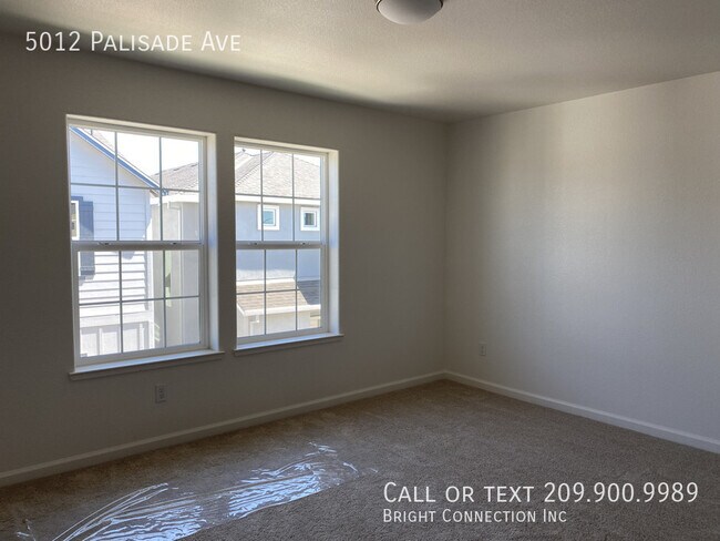 Building Photo - 5012 Palisade Ave