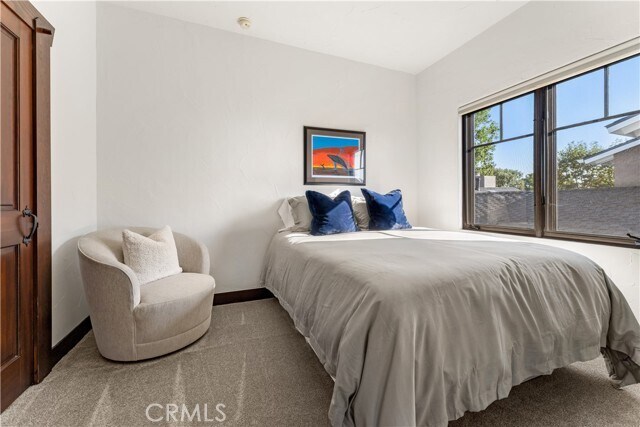 Building Photo - 1481 Santa Cruz St