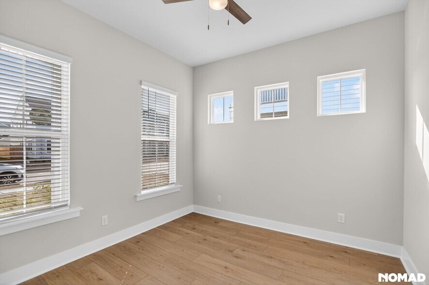 Building Photo - 319 Archar St