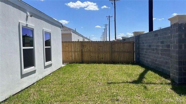 Building Photo - 9303 N 59th Ln
